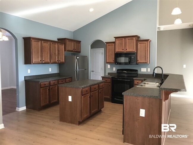 Photo - 24015 Limerick Ln