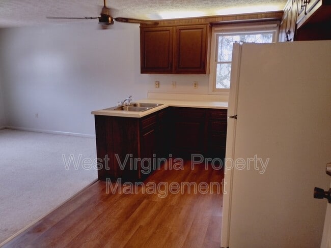 Photo - 184 Wyndale Dr Unit 23