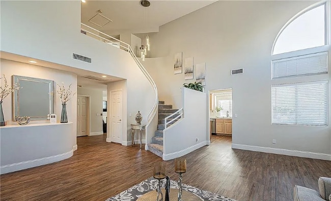 Photo - 245 Baring Cross St