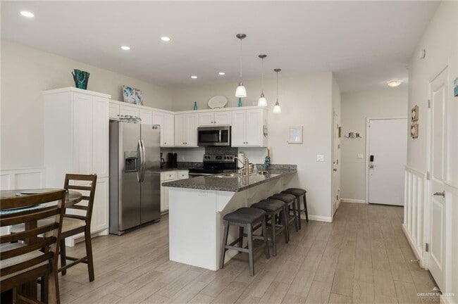Photo - 48520-49402 E Ocean Blvd