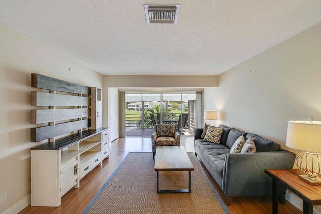 Photo - 2730 SW 13th St Unit 203