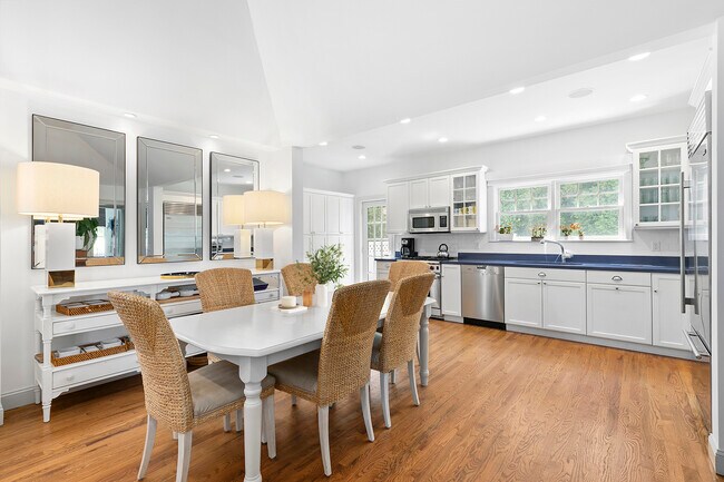 Photo - 23 Pierpont St