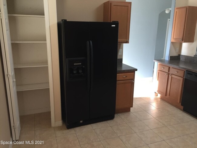 Photo - 1034 Glencove Ave NW
