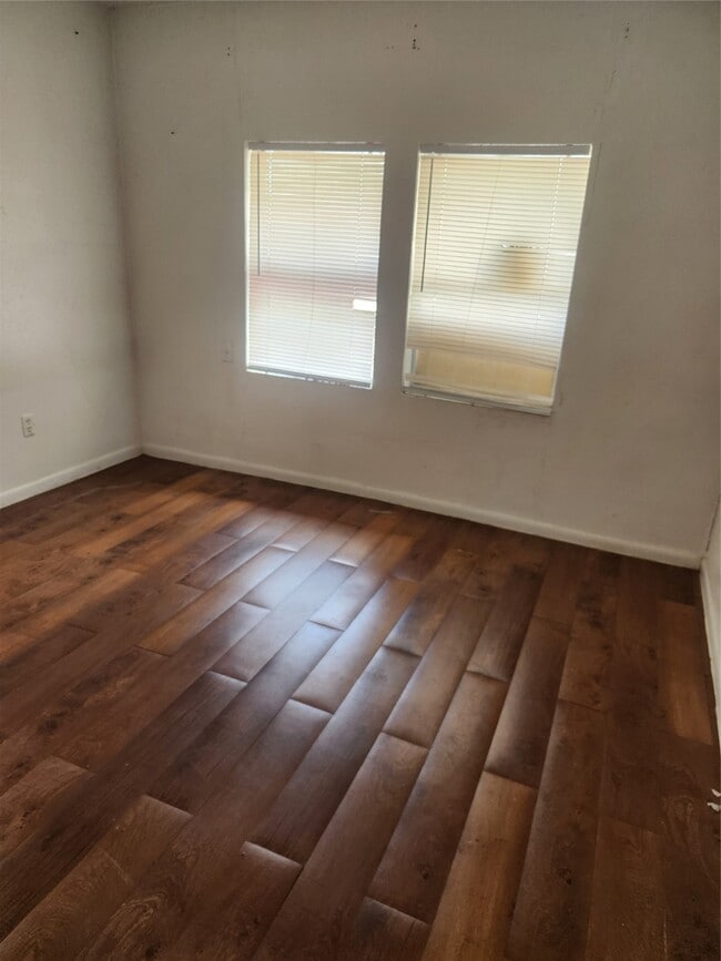 Photo - 1016 Miles St Apartment Unit 3