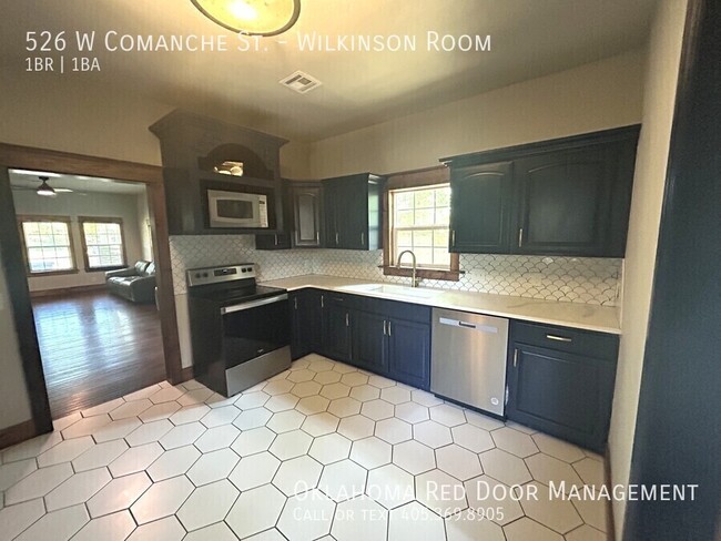 Photo - 526 W Comanche St