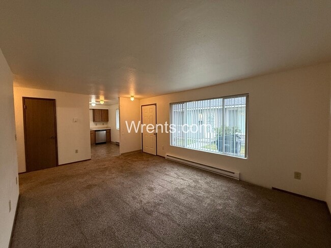 Photo - 28-30 E. Courtland Unit 28