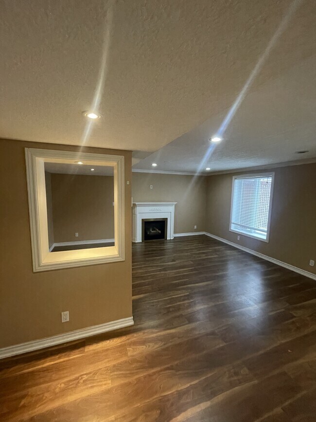 Photo - 14 Hearthbridge St