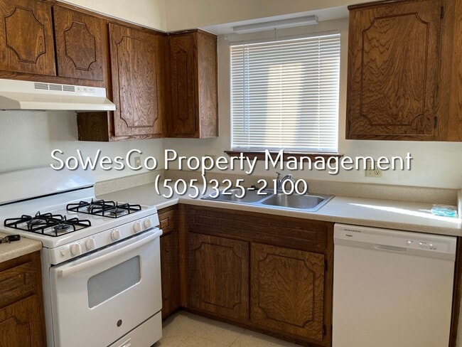 Photo - 2 bedroom 1.5 Bath with laundry hook ups