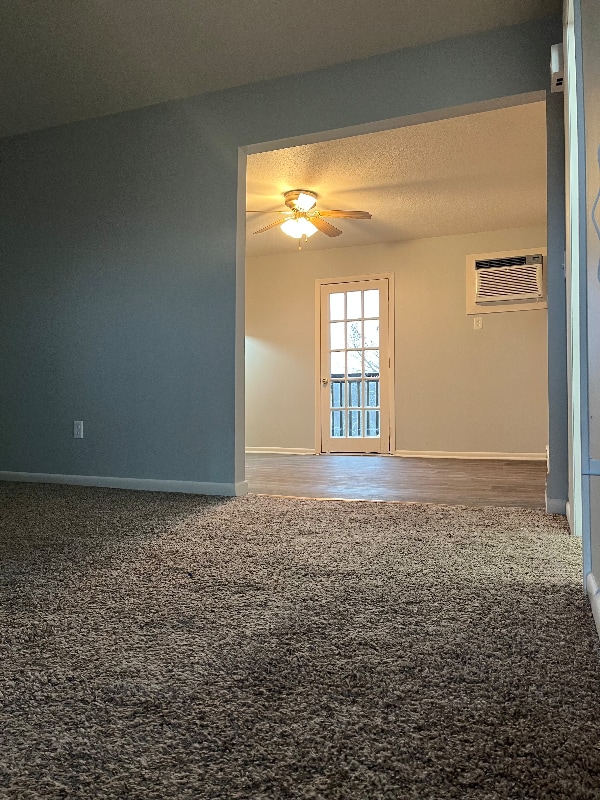 Photo - 143 Hendricks Blvd