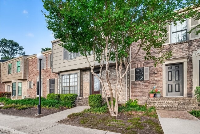 Photo - 7505 Memorial Woods Dr Unit 24