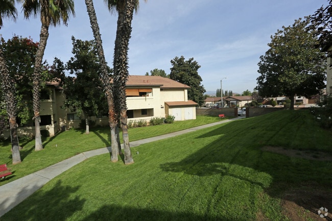 Valley View Village Apartments