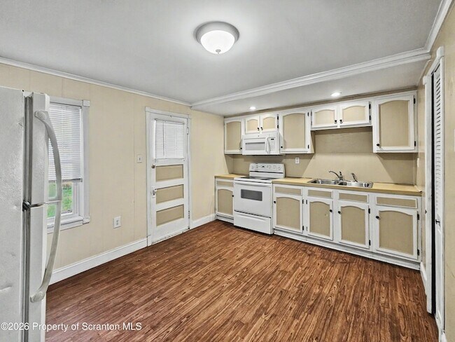 Photo - 1019 N Irving Ave Unit 1