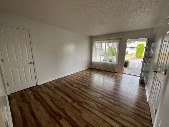 Photo - 18100 SW Shaw St Unit 10