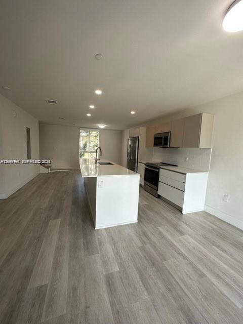 2561 NE 193rd St Unit 1208