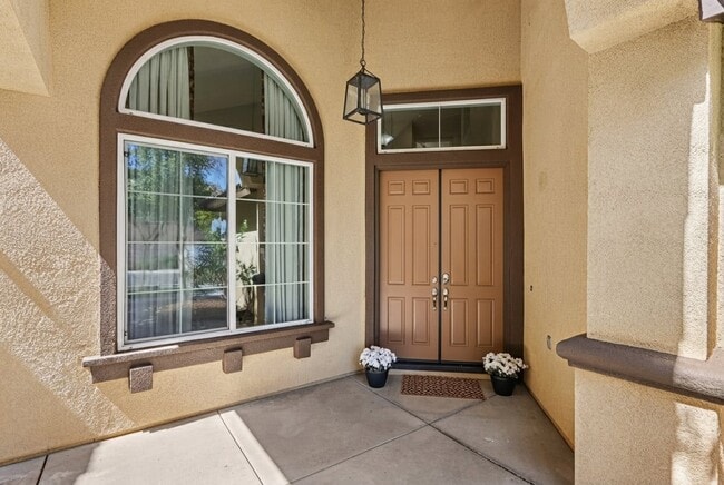 34213 Clovis Way