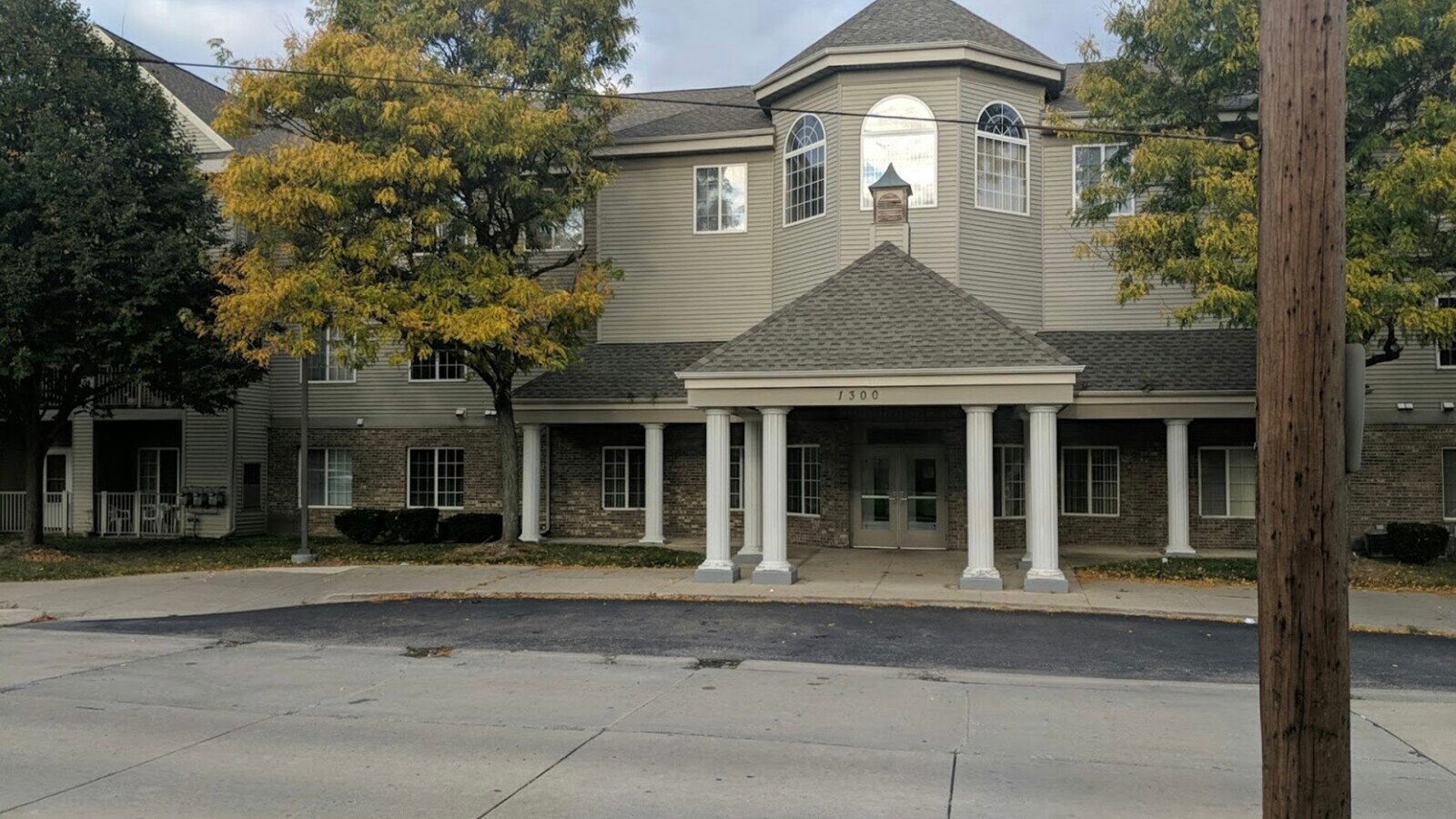 Photo - 1300 Electric Ave