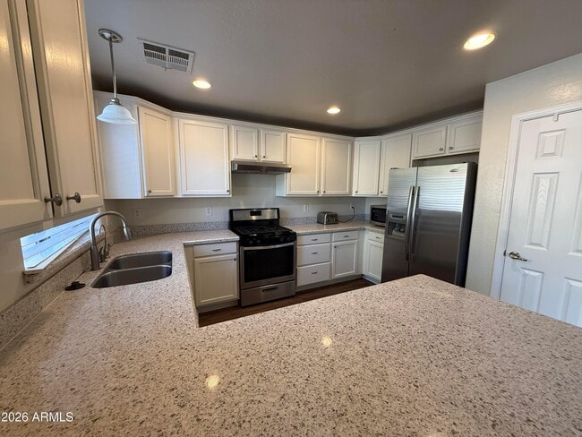 Photo - 2408 W Skinner Dr