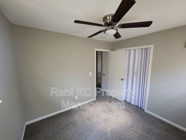 Photo - 5038 N Topping Ave