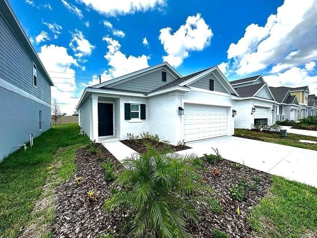 344 Loch Ct