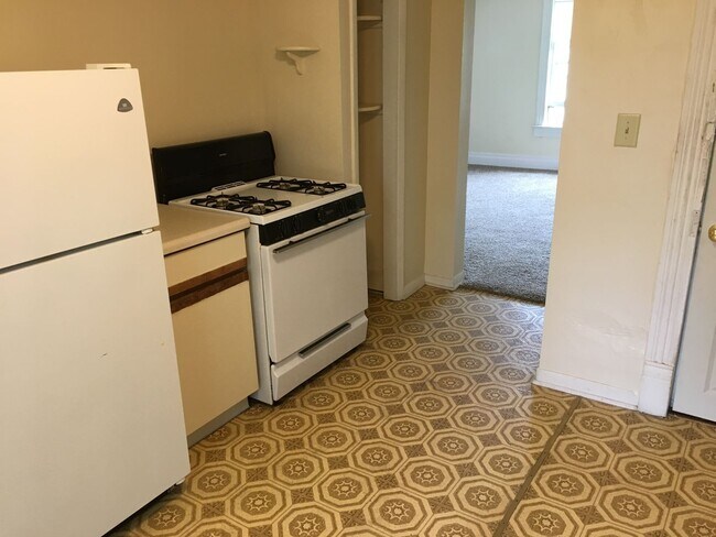 Photo - 2504 Gowen St Unit Apt B