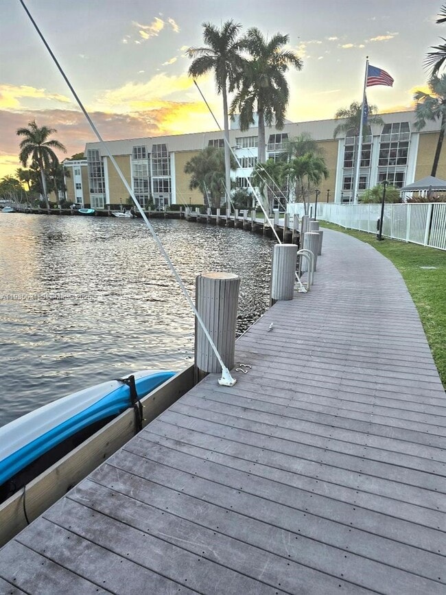 Photo - 2990 NE 16th Ave Unit 204