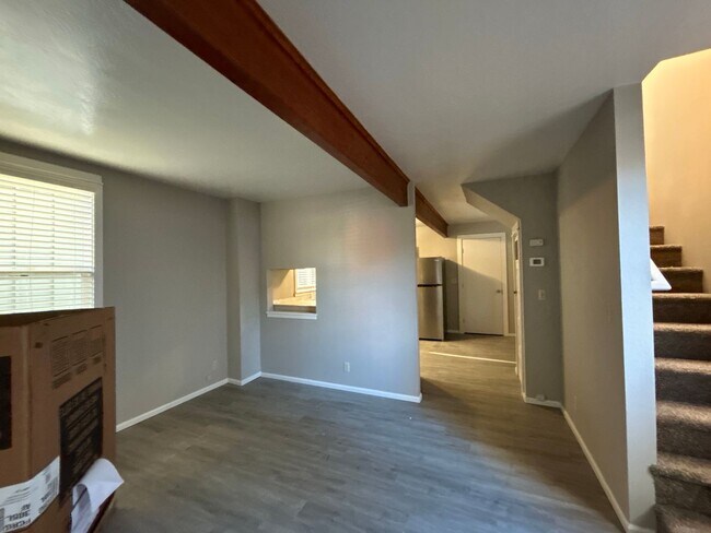 Photo - 1039 NW Ogden Ave