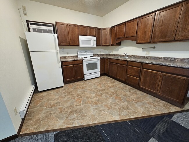 Photo - 1618 West Ave S Apartment Unit 1618