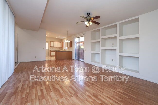 Photo - 2927 N Cardell Cir