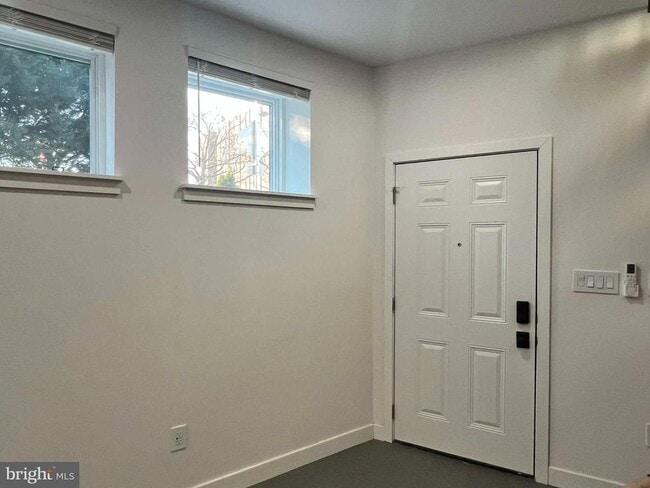 Photo - 718 Rhode Island Ave NW