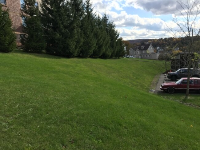 Photo - 101 Spring St