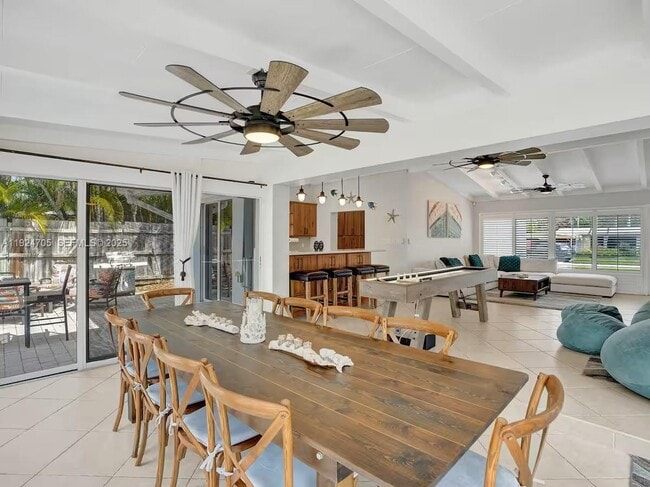 Photo - 2525 Gulfstream Ln