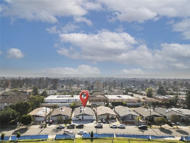 Photo - 13010 Hartland St