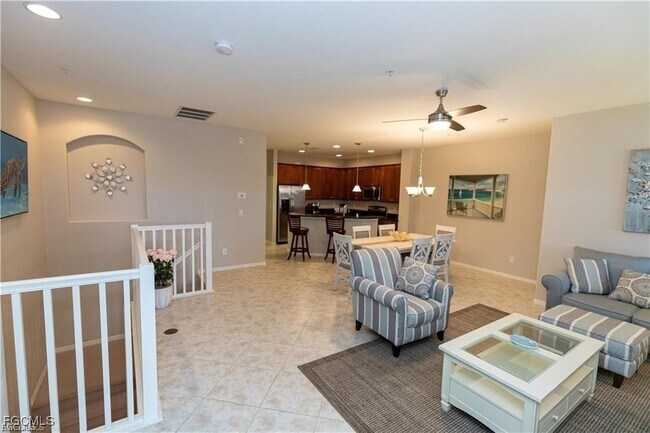 Photo - 11864 Izarra Way