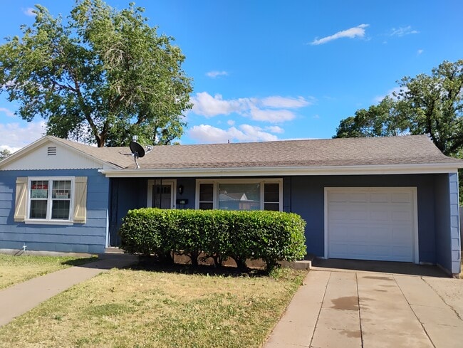 Photo - 1923 37th St Casa