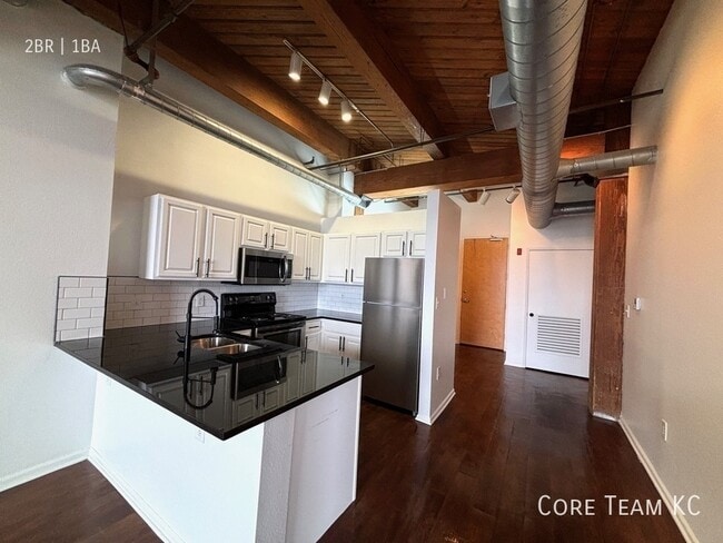 Photo - 202 W 5th St Unidad 414