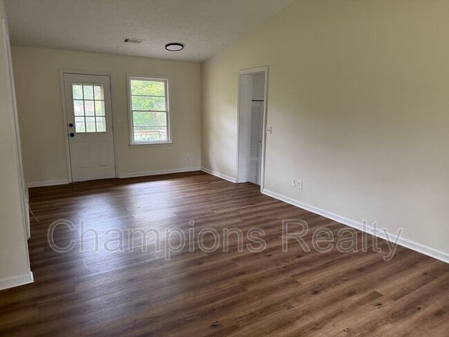 Photo - 1719 Celia Dr