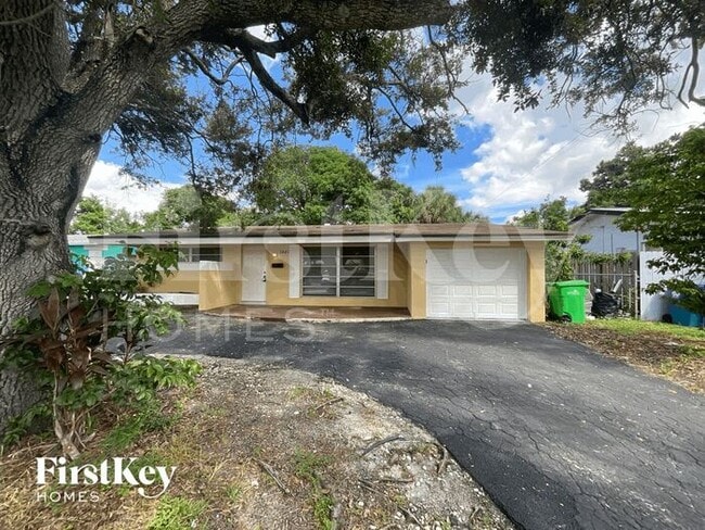 Building Photo - 2440 NW 68th Ave Rental