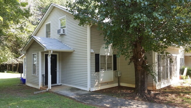2BR Townhouse in Avondale - 2BR Townhouse in Avondale
