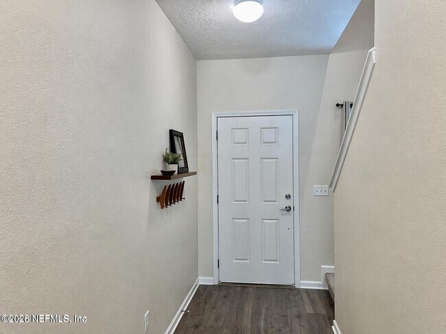 Photo - 5030 Big Pine Dr