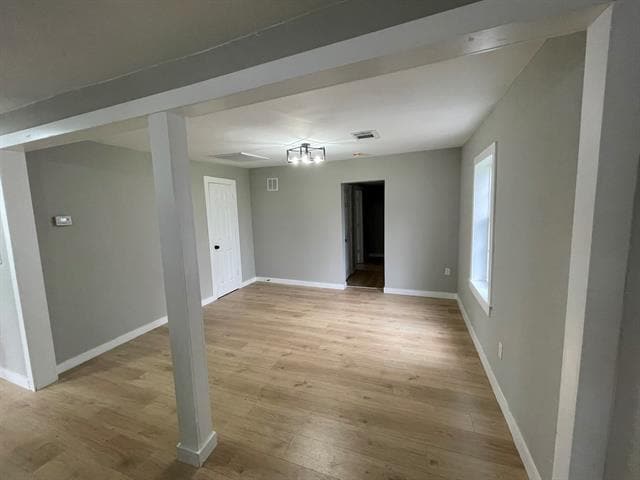 Photo - 981 W Oak St