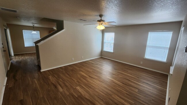 Photo - UTSA AREA /Maverick Creek