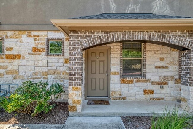 Photo - 2880 Donnell Dr