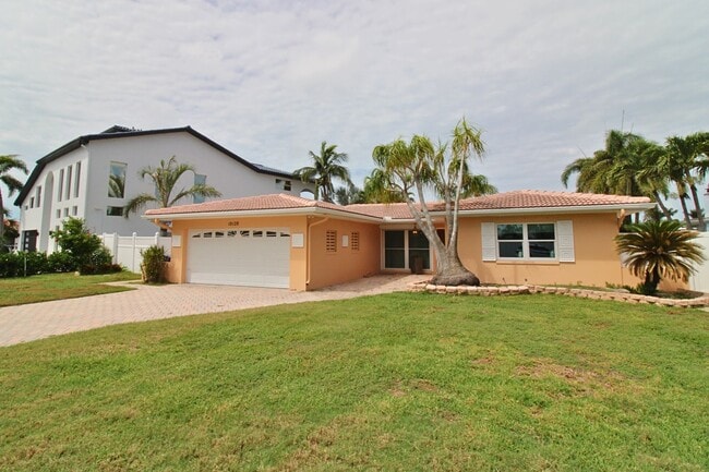 Photo - 10128 Yacht Club Dr