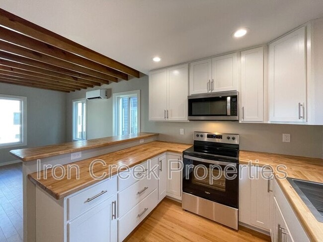 Photo - 55 W Cascade St