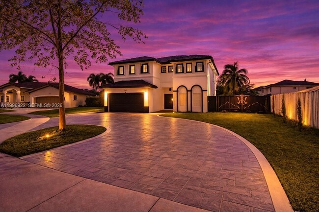 Building Photo - 15045 SW 38th Terrace