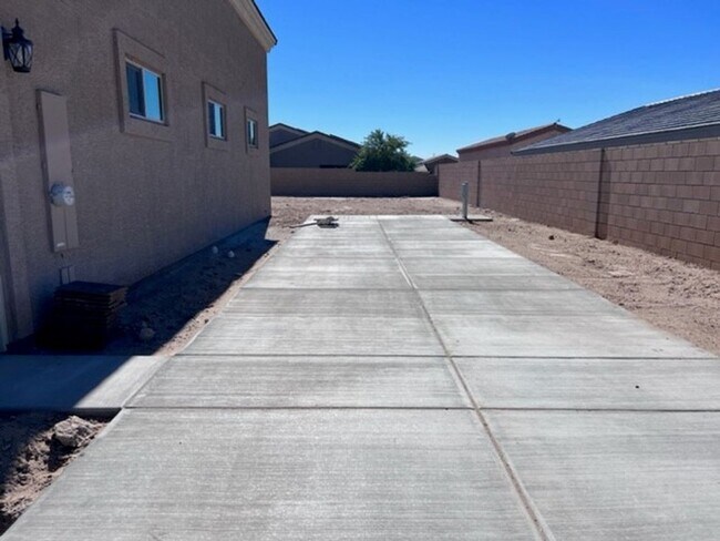 Photo - 2 BR with RV Garage, Boat Deep and additio...