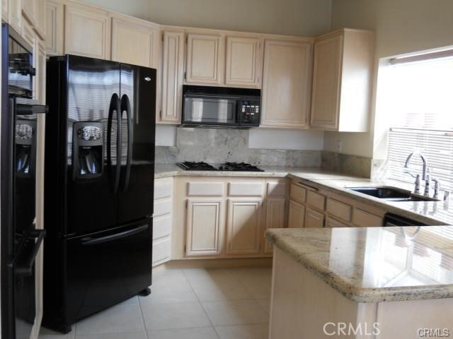 11685 Pavia Dr