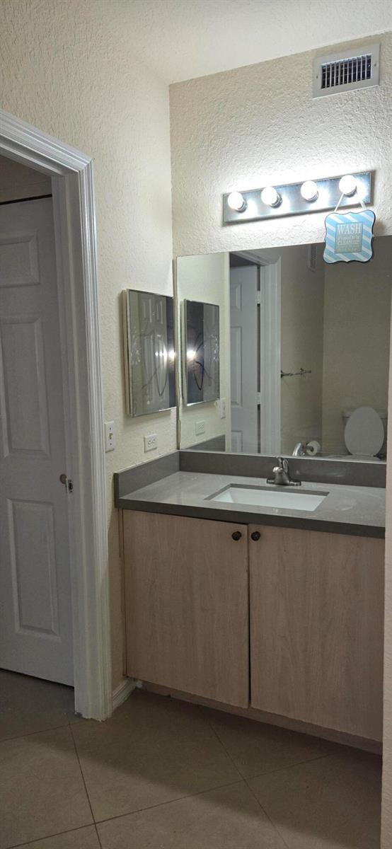 Photo - 2505 Belmont Ln Unidad 2505
