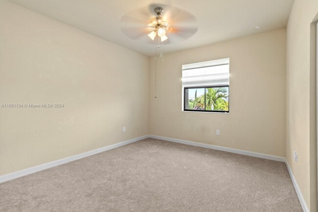 Photo - 11863 SW 155th Ct