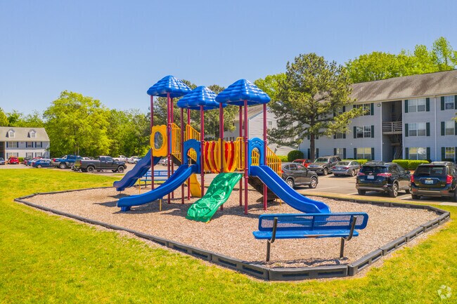 Photo - Biltmore Commons Apartments